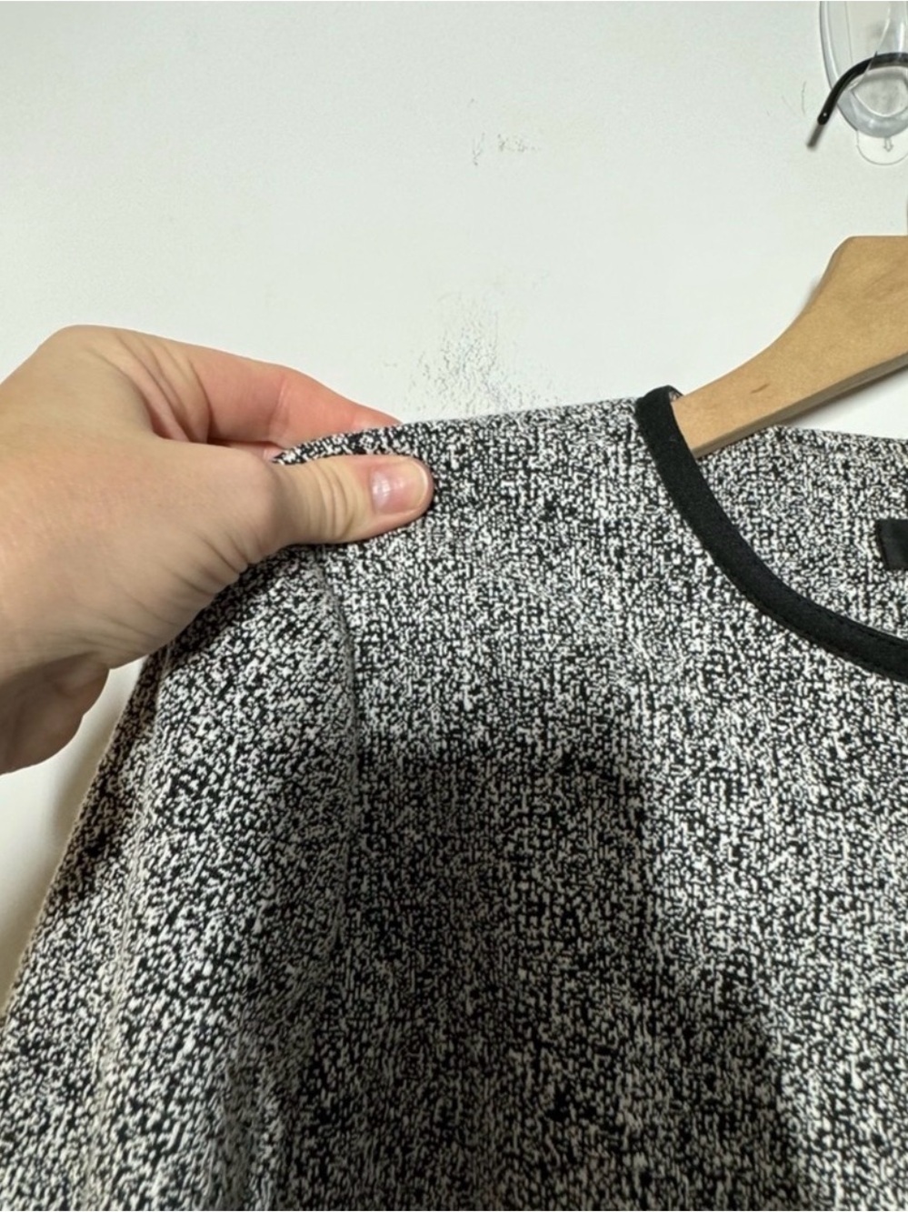 DKNY Gray Tweed Zip-Front Blazer with Black Trim - Picture 4 of 8